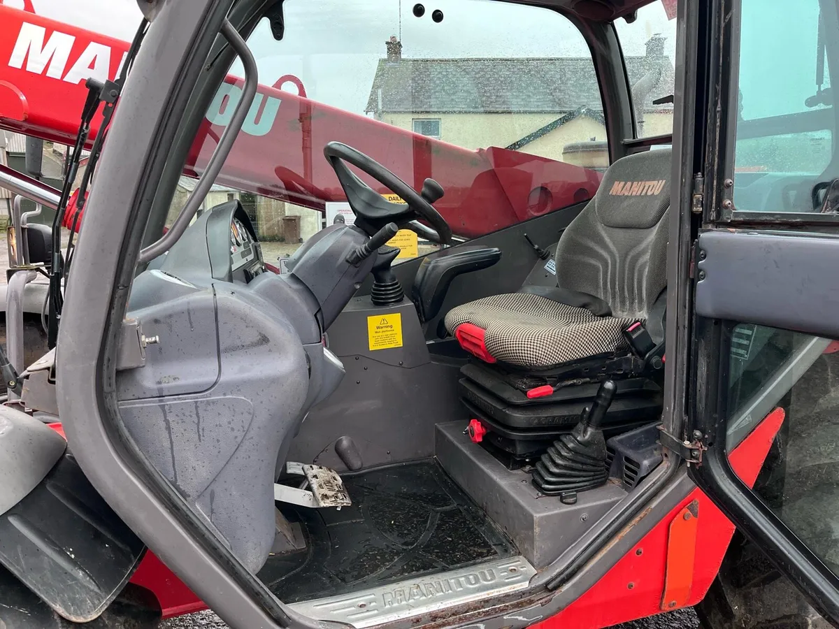 2010 Manitou MLT627T - Image 2