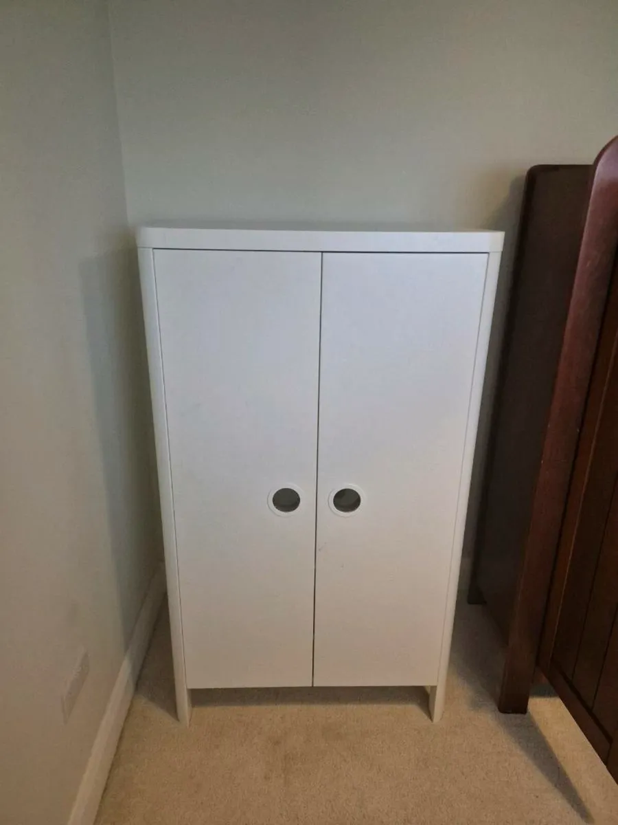 Furniture (kids wardrobes) - Image 3