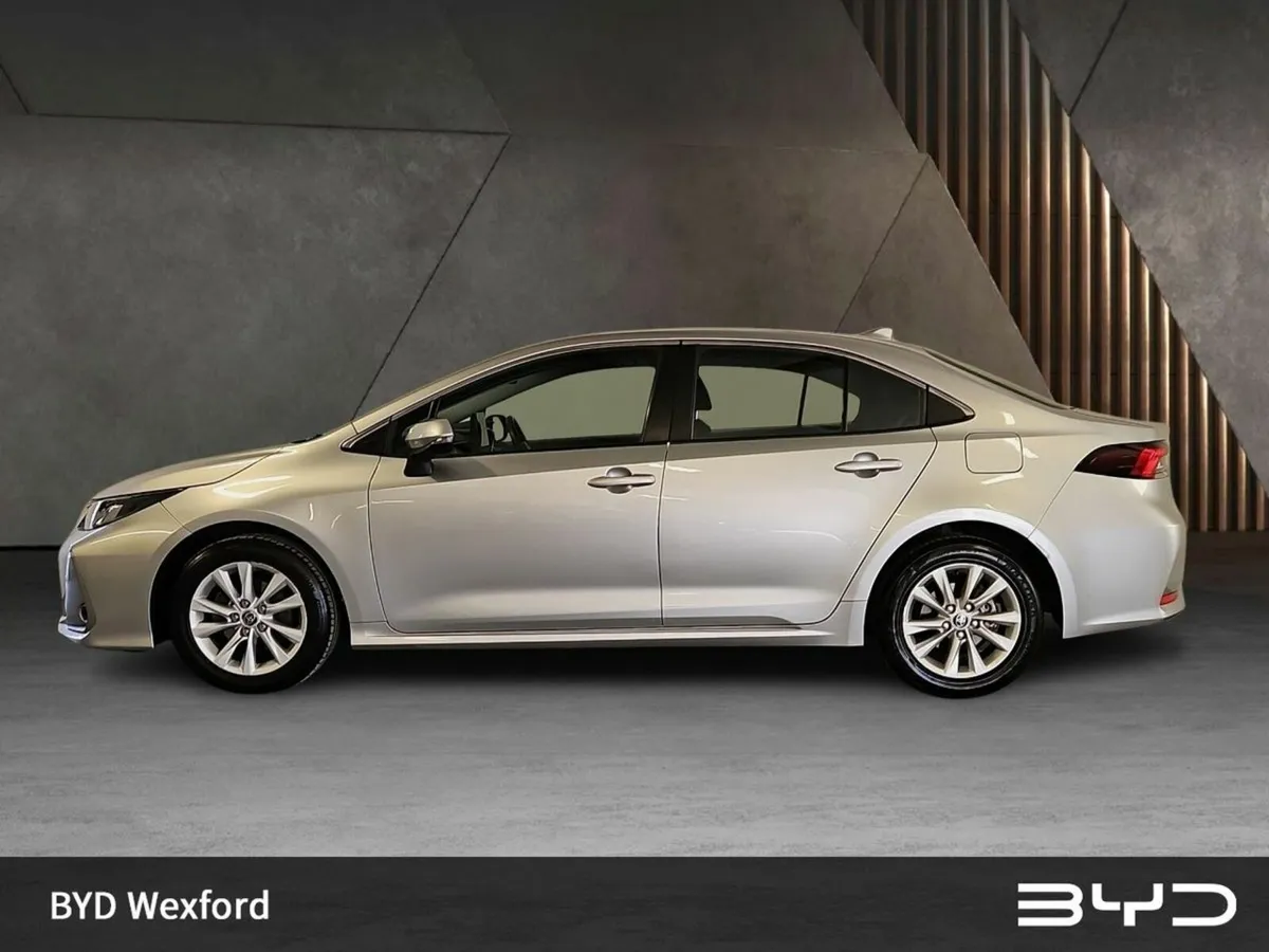 Toyota Corolla (DEPOSIT TAKEN) 1.8 Hybrid Luna Sal - Image 4