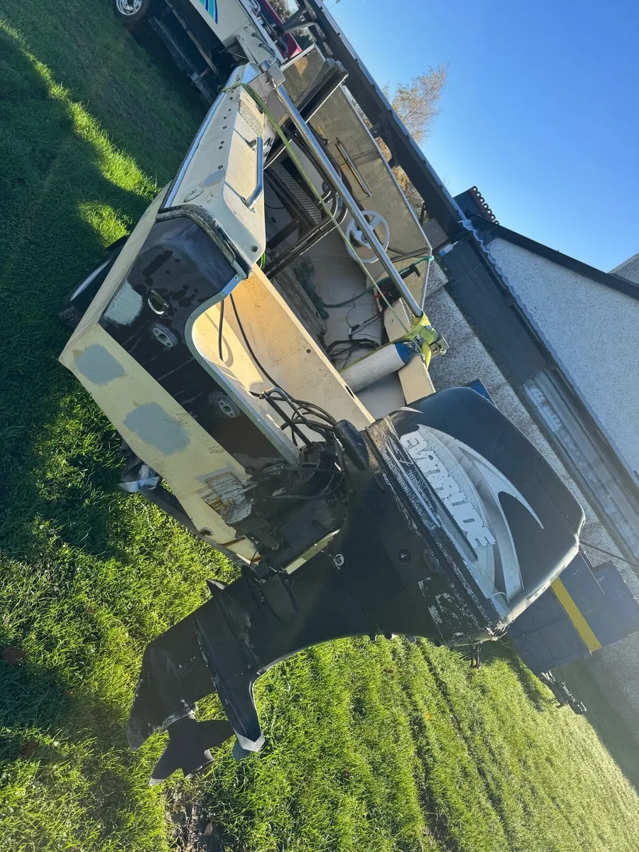 Speedboat 40 hp 4 stroke great condition - Image 4