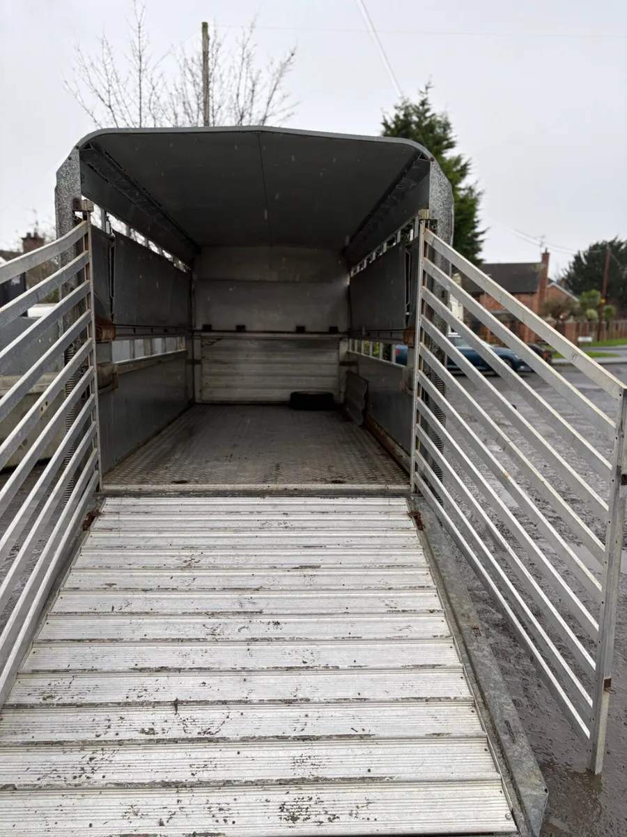 Ifor Williams 14ft dp cattle trailer - Image 2