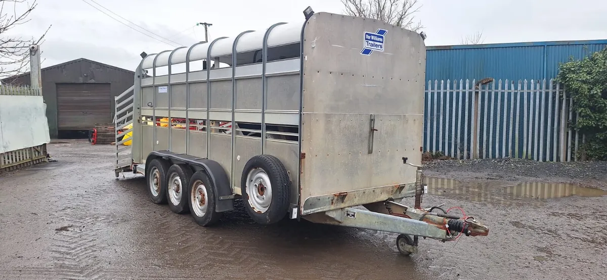 Ifor Williams 14ft cattle trailer - Image 1