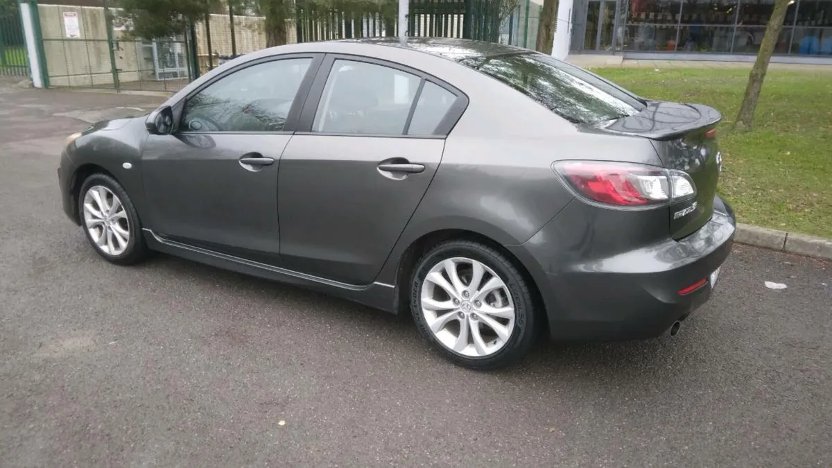 Mazda 3 1.6 Sport. Low Mileage. Long NCT & Taxed - Image 2