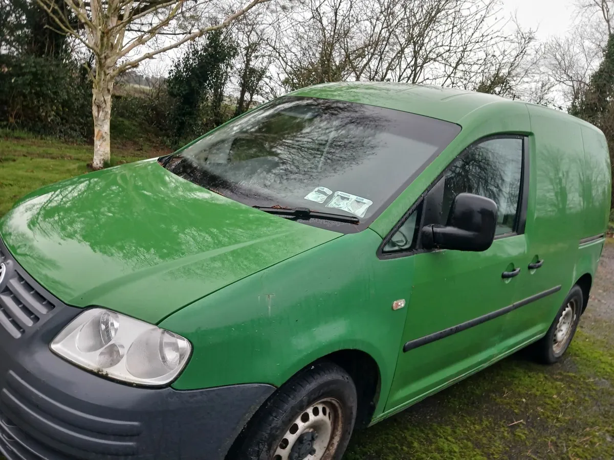 Volkswagen Caddy 2010 - Image 2