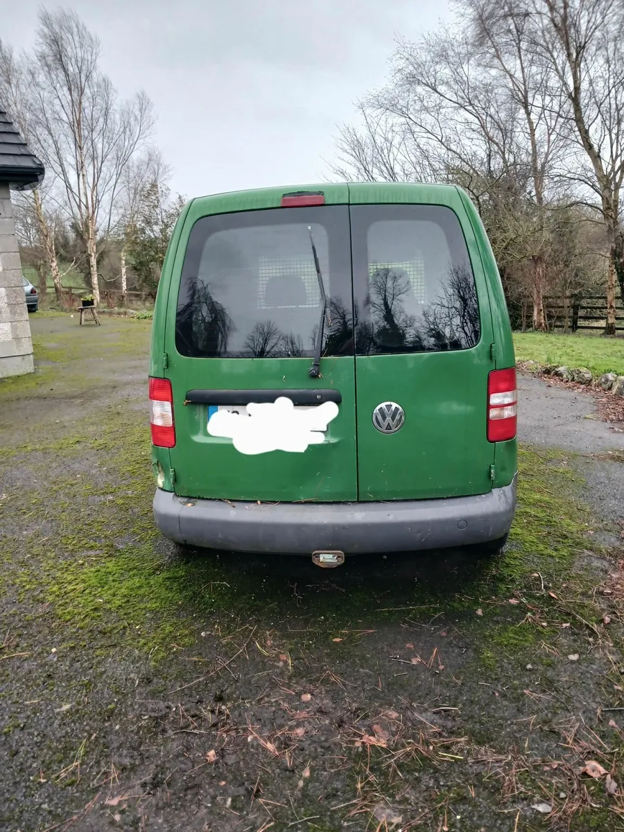 Volkswagen Caddy 2010 - Image 4