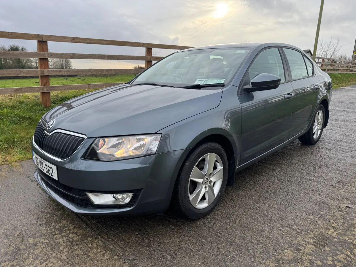 Skoda Octavia,December  2027 NCT - Image 4