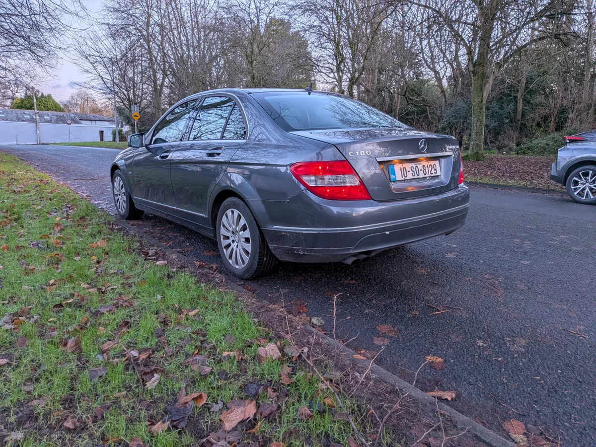 2010 Mercedes-Benz C-Class - Image 3
