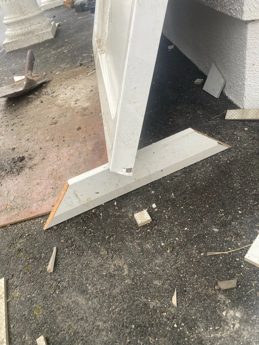 Shower tray - Image 3