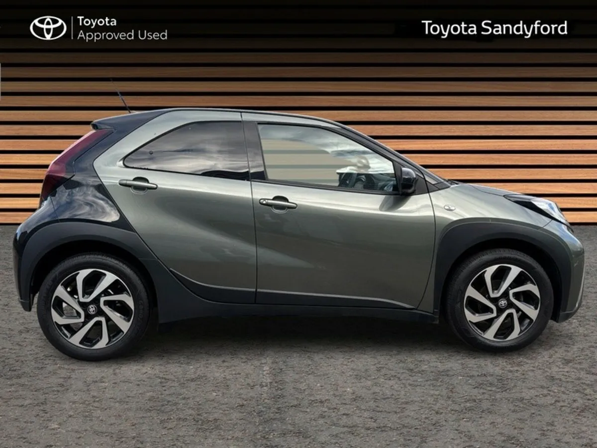 Toyota Aygo X DESIGN // NEW MODEL // REAR CAMERA & - Image 3