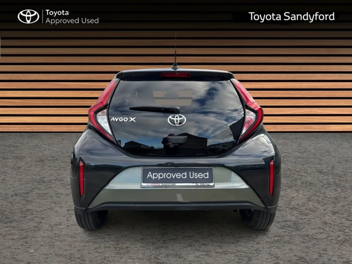 Toyota Aygo X DESIGN // NEW MODEL // REAR CAMERA & - Image 4