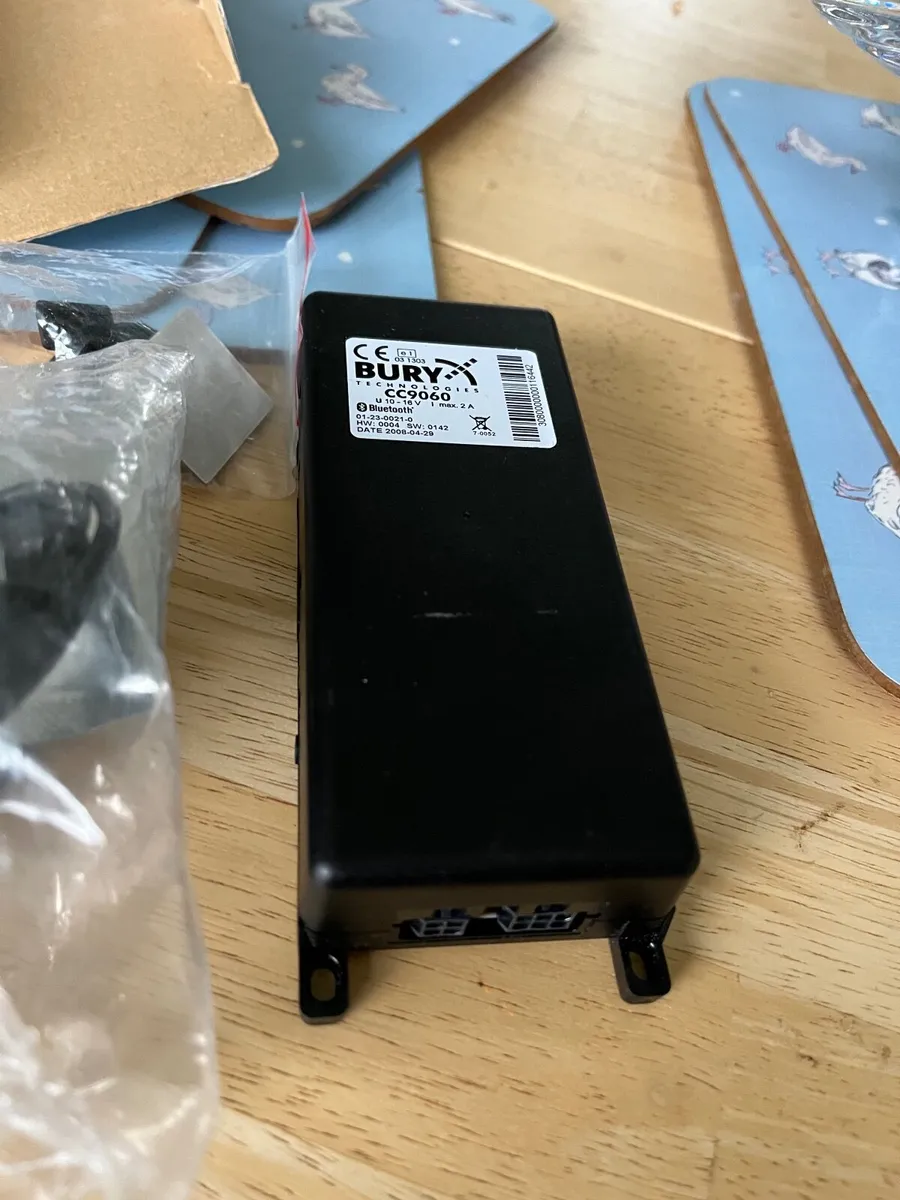 Bluetooth handsfree car kit - Image 4