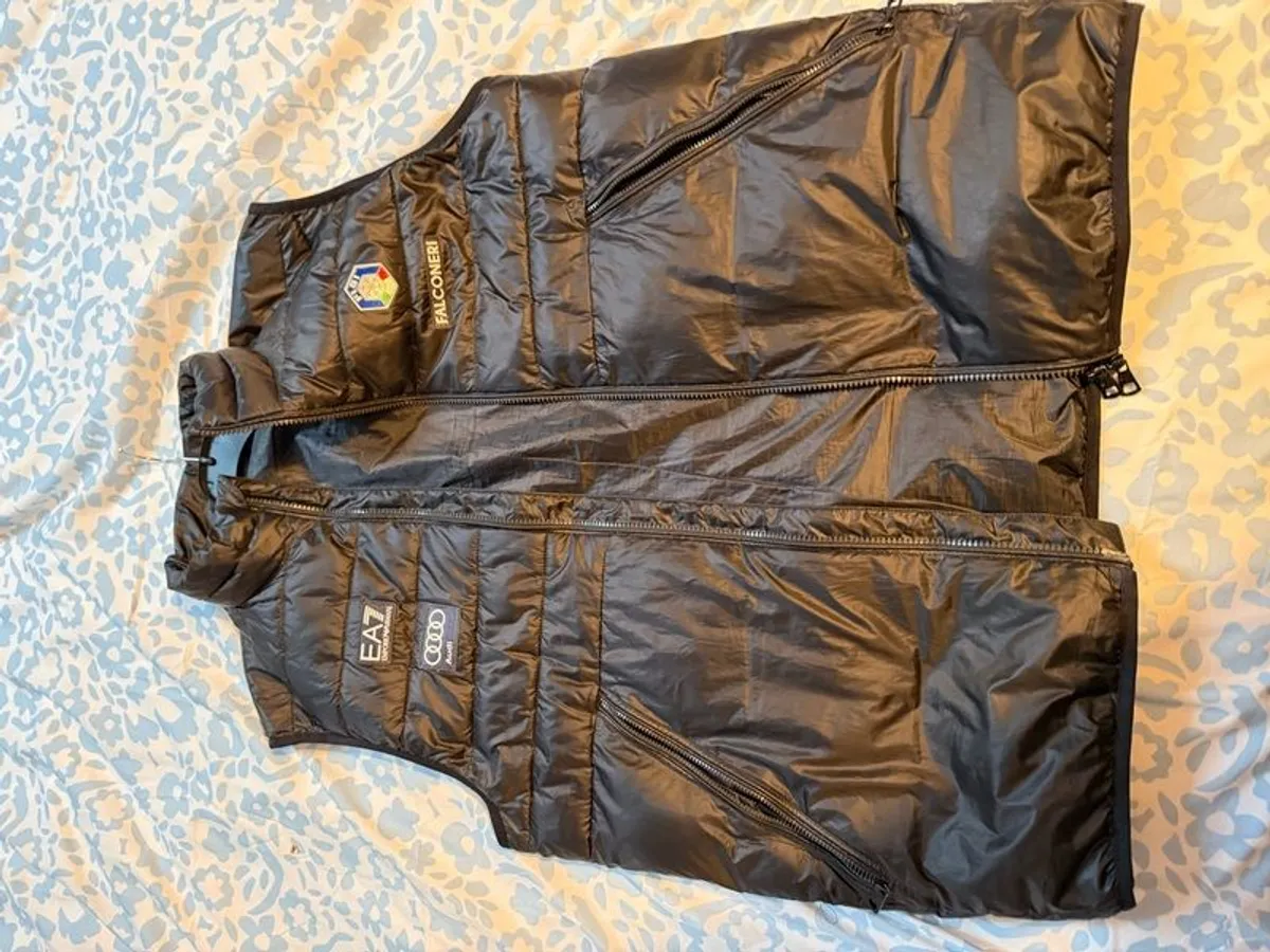Armani EA7 black body warmer - Image 3