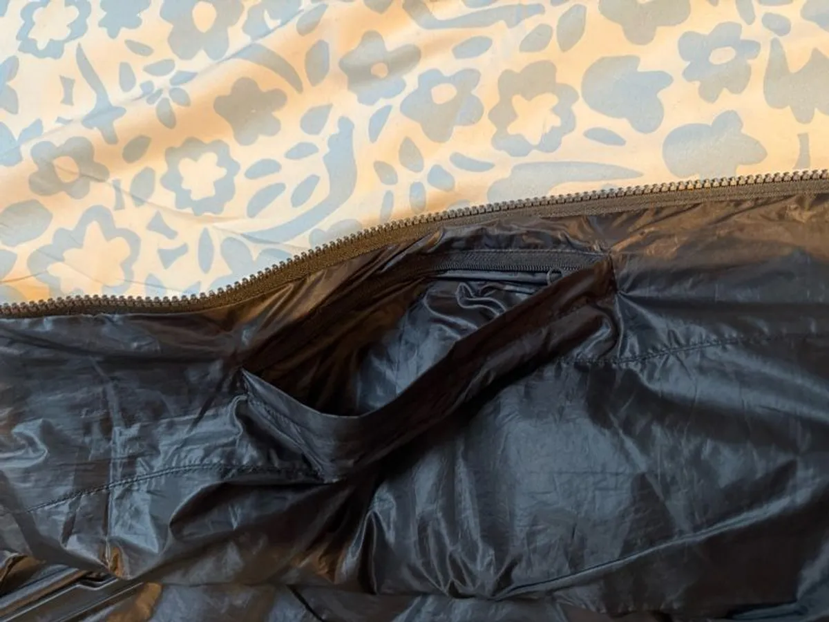 Armani EA7 black body warmer - Image 4