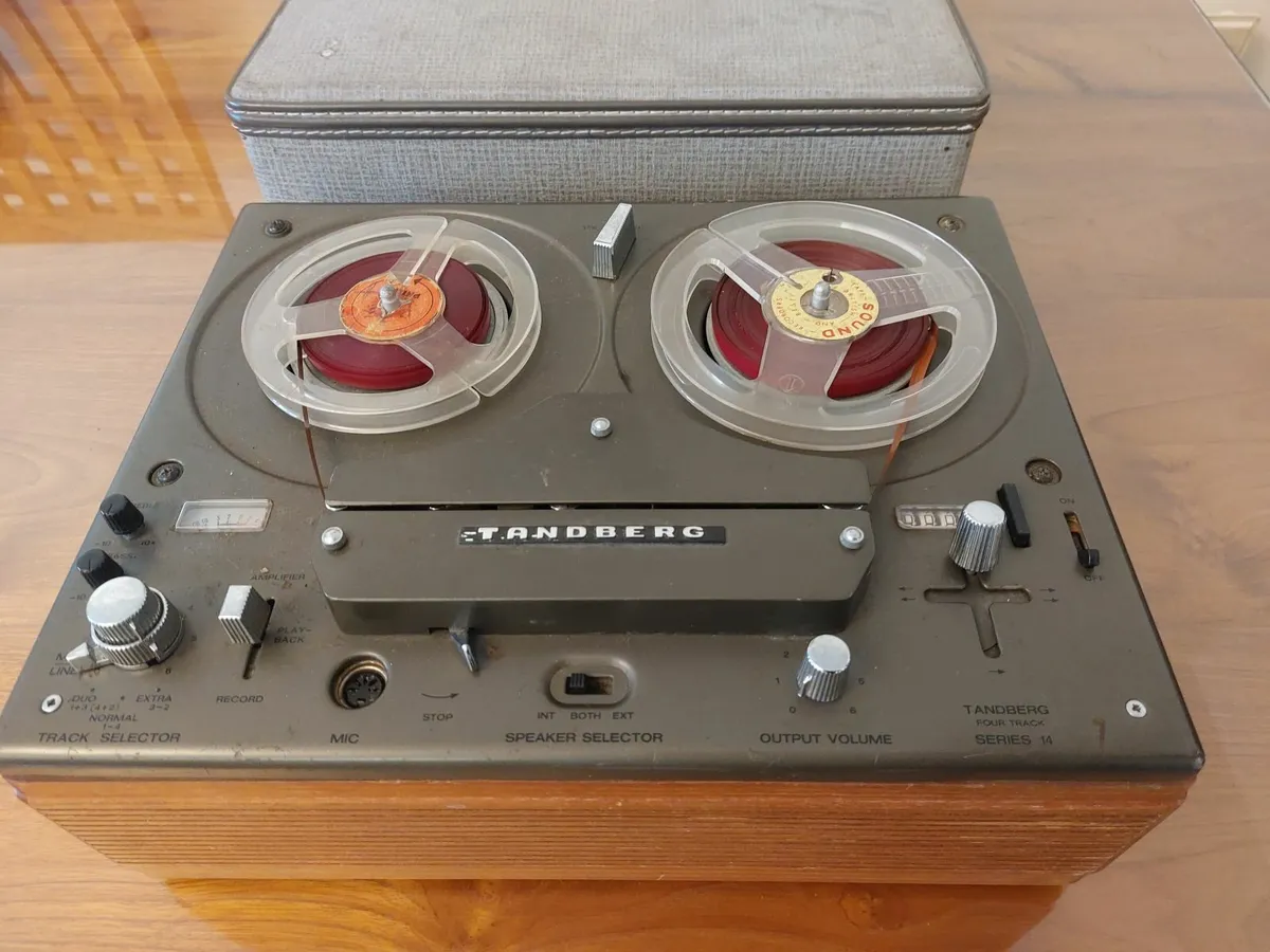 Tandberg reel to reel tape player - Image 3