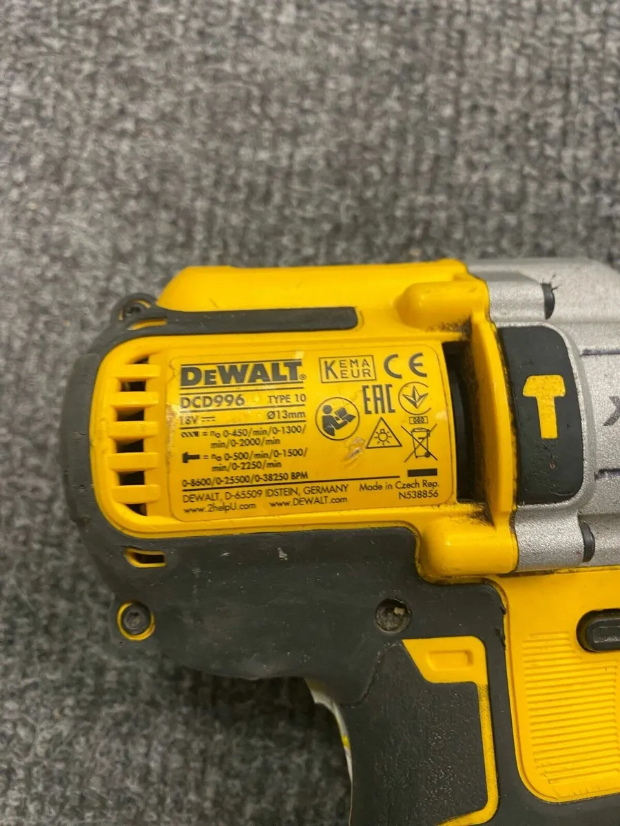 Dewalt DCD996 Drill - Image 3