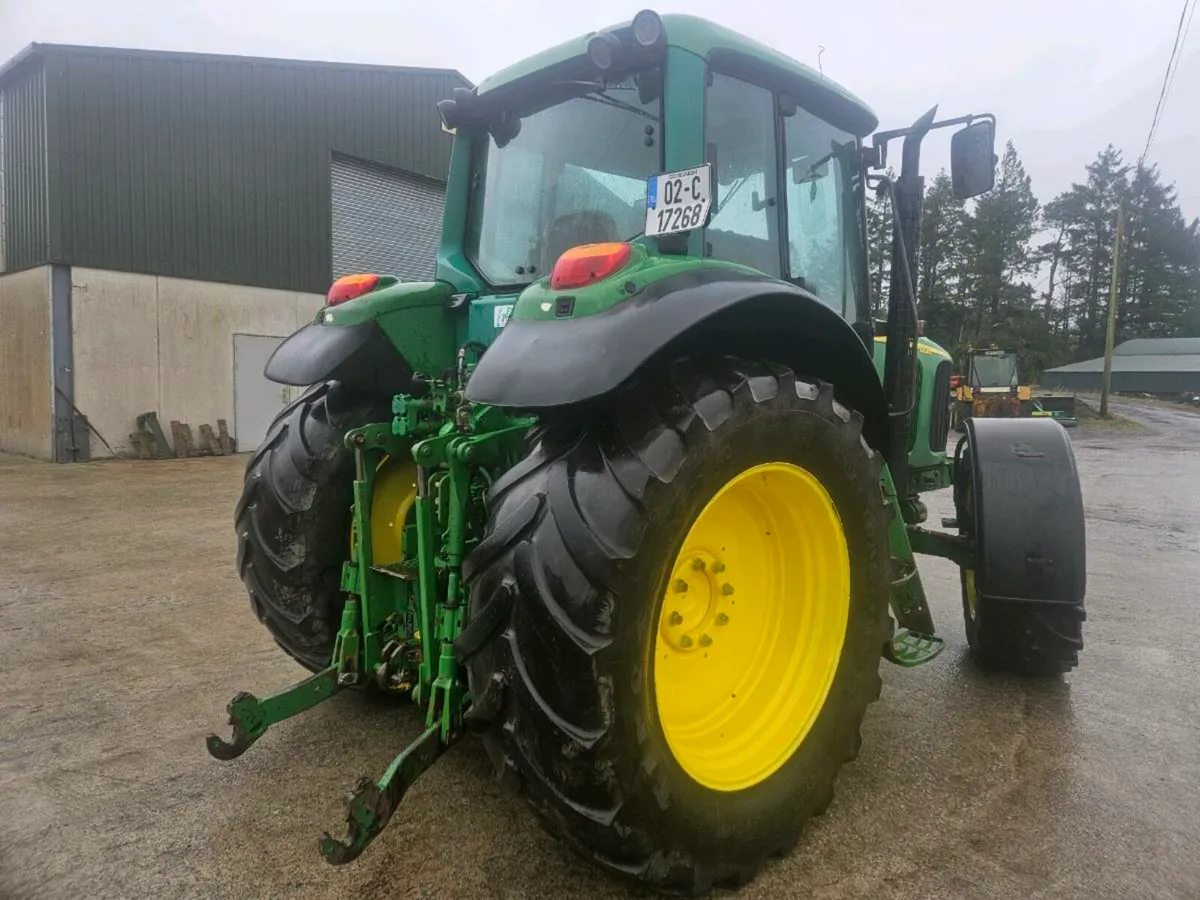 JOHN DEERE 6820 - Image 3