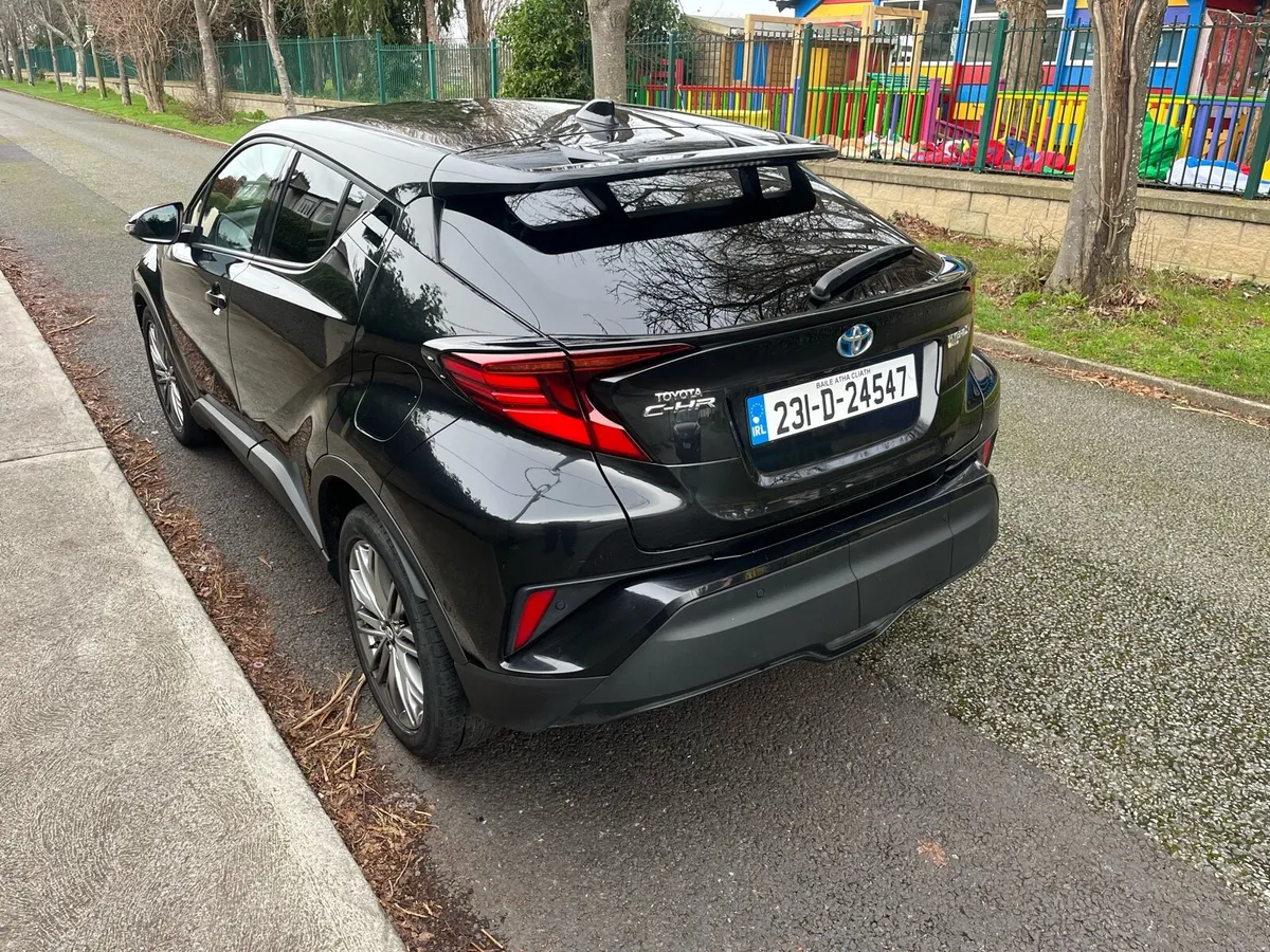 Toyota CHR Sol hybrid automatic - Image 3