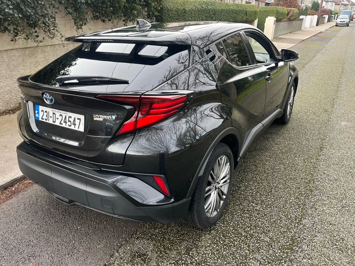 Toyota CHR Sol hybrid automatic - Image 4