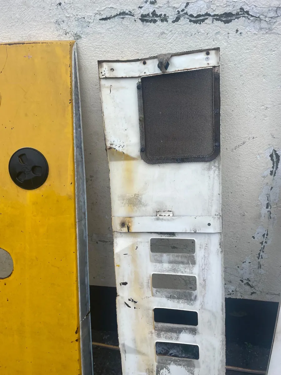 Lamborghini Panels - Image 4