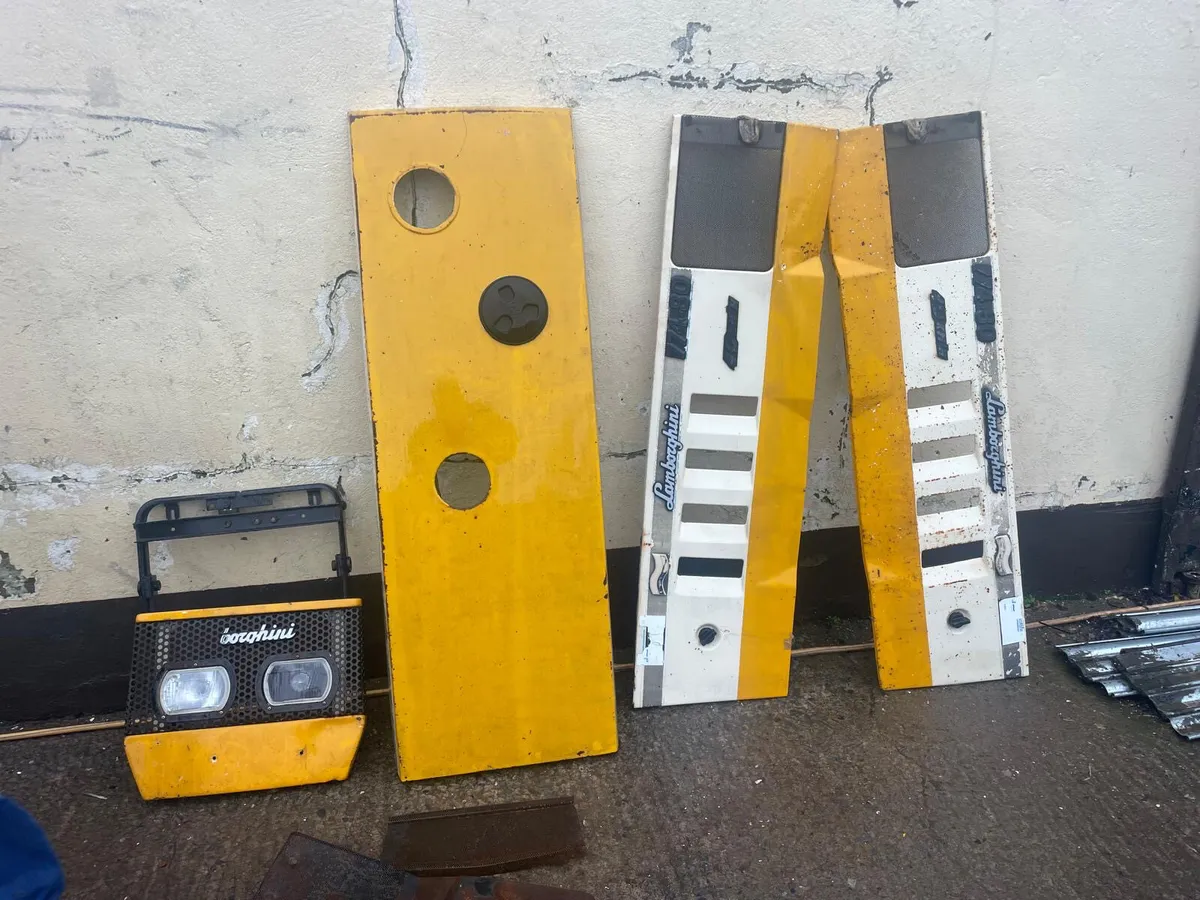 Lamborghini Panels - Image 1