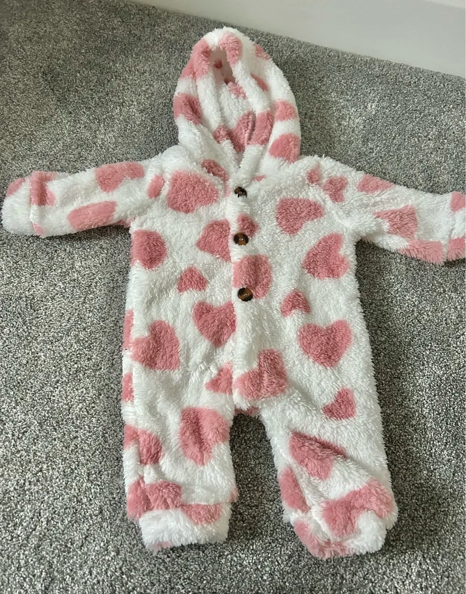 Baby girl bundle - Image 1