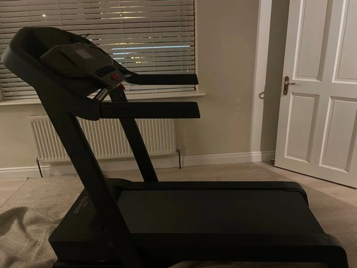 Treadmill - Image 1