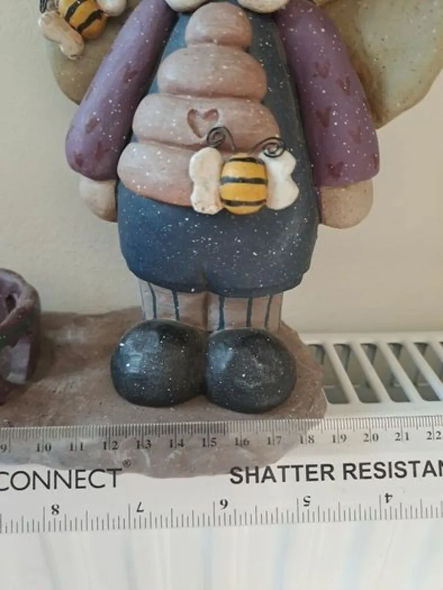 Crazy Mountain June Candle holder bee keeper - Image 2