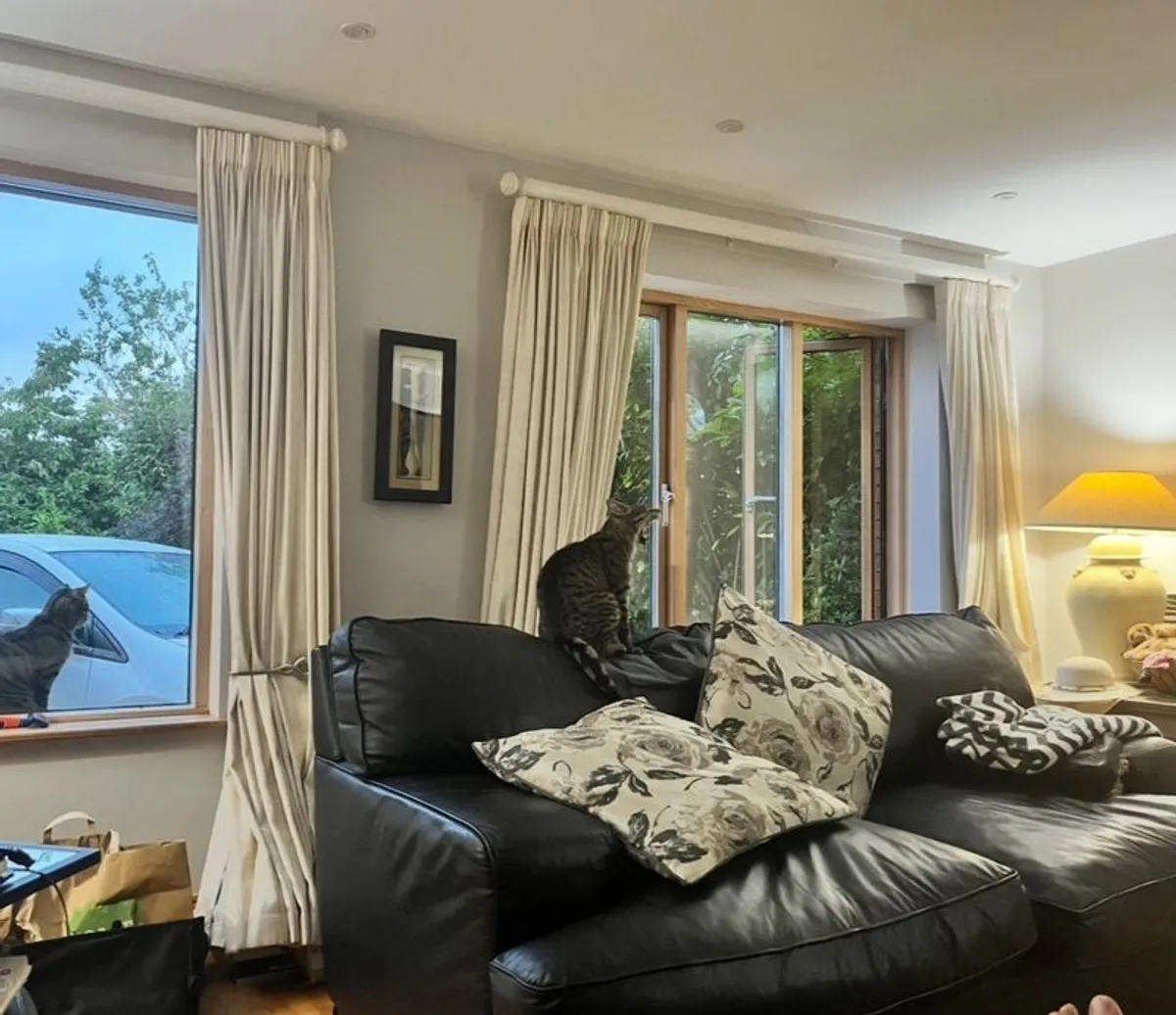 leather couch - Image 3