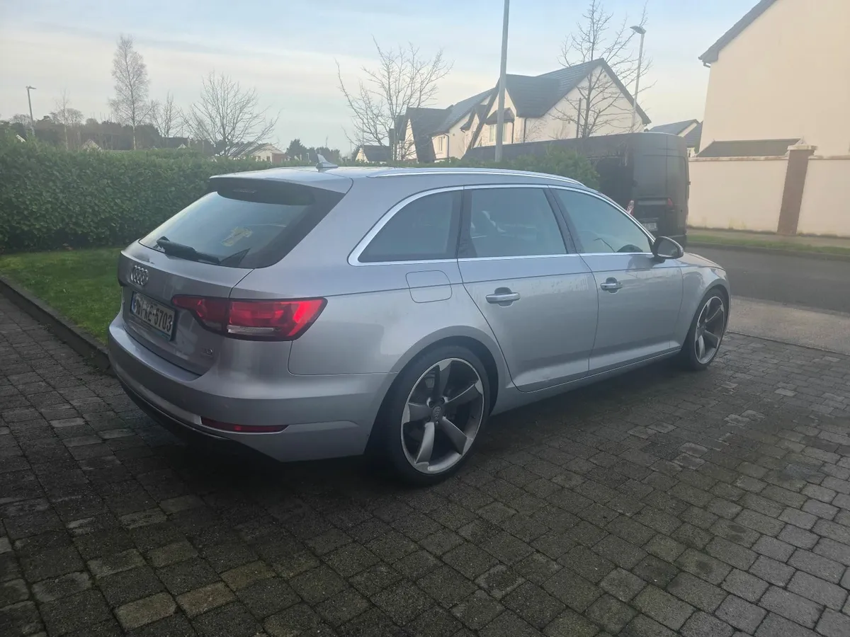 Audi A4 2018 - Image 2