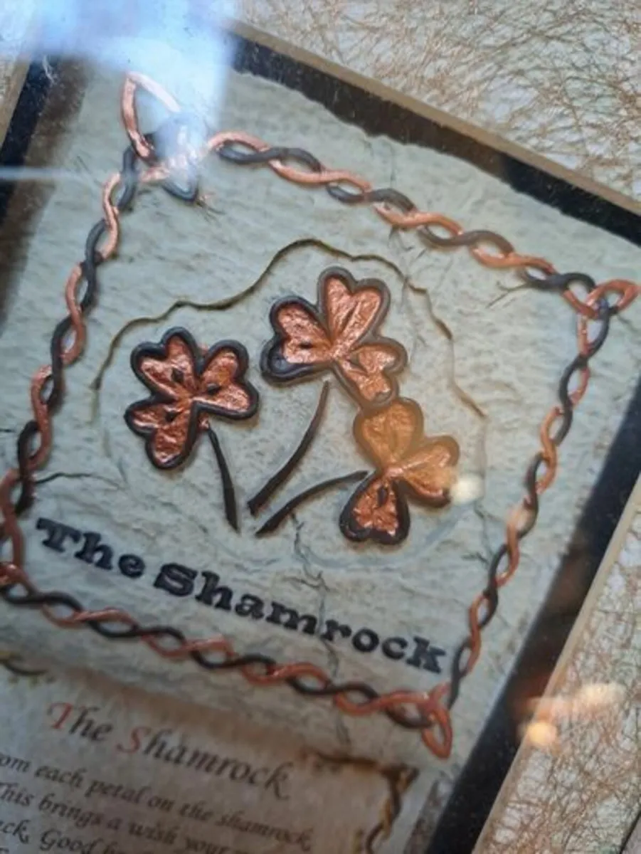 Vintage Irish Shamrock Picture Frame - Image 3