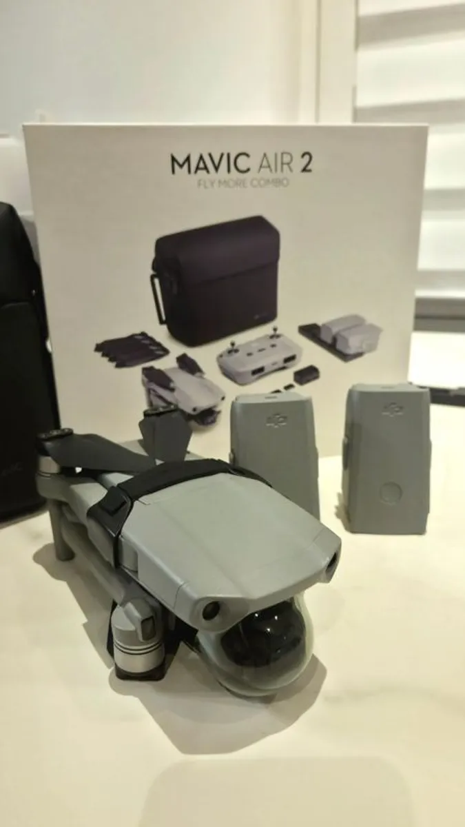 Drone Dji Mavic Air 2 Fly More Combo - Image 3