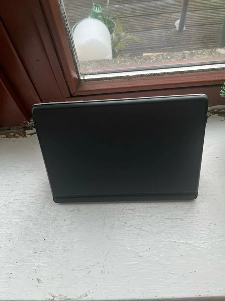 Microsoft Surface Go 2 Windows 11 Pro Keyboard 200 - Image 4