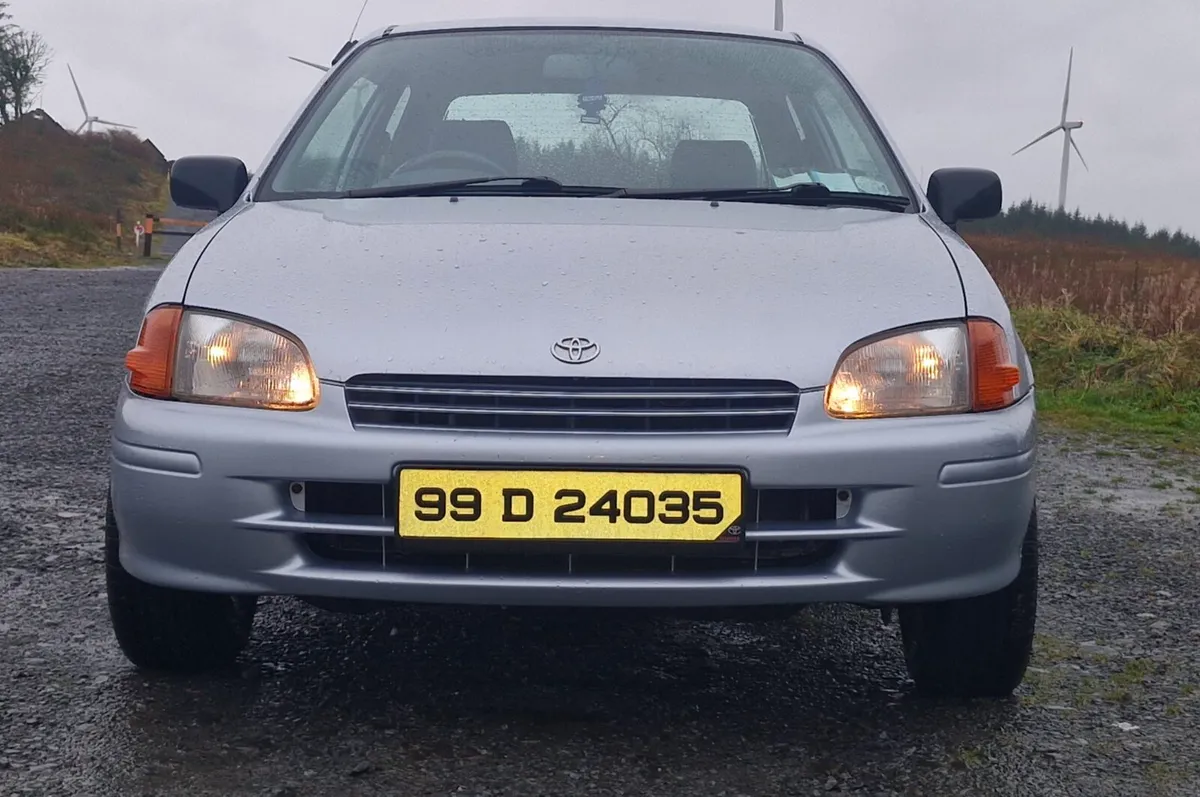 Toyota starlet - Image 3