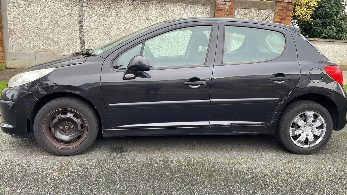Peugeot 207 - Image 2