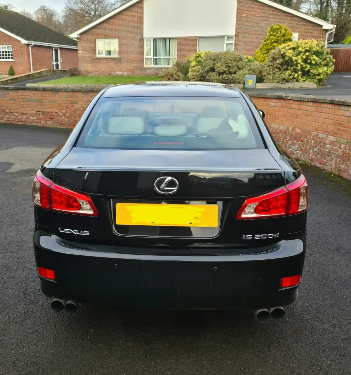 Lexus IS 2012 - Image 2