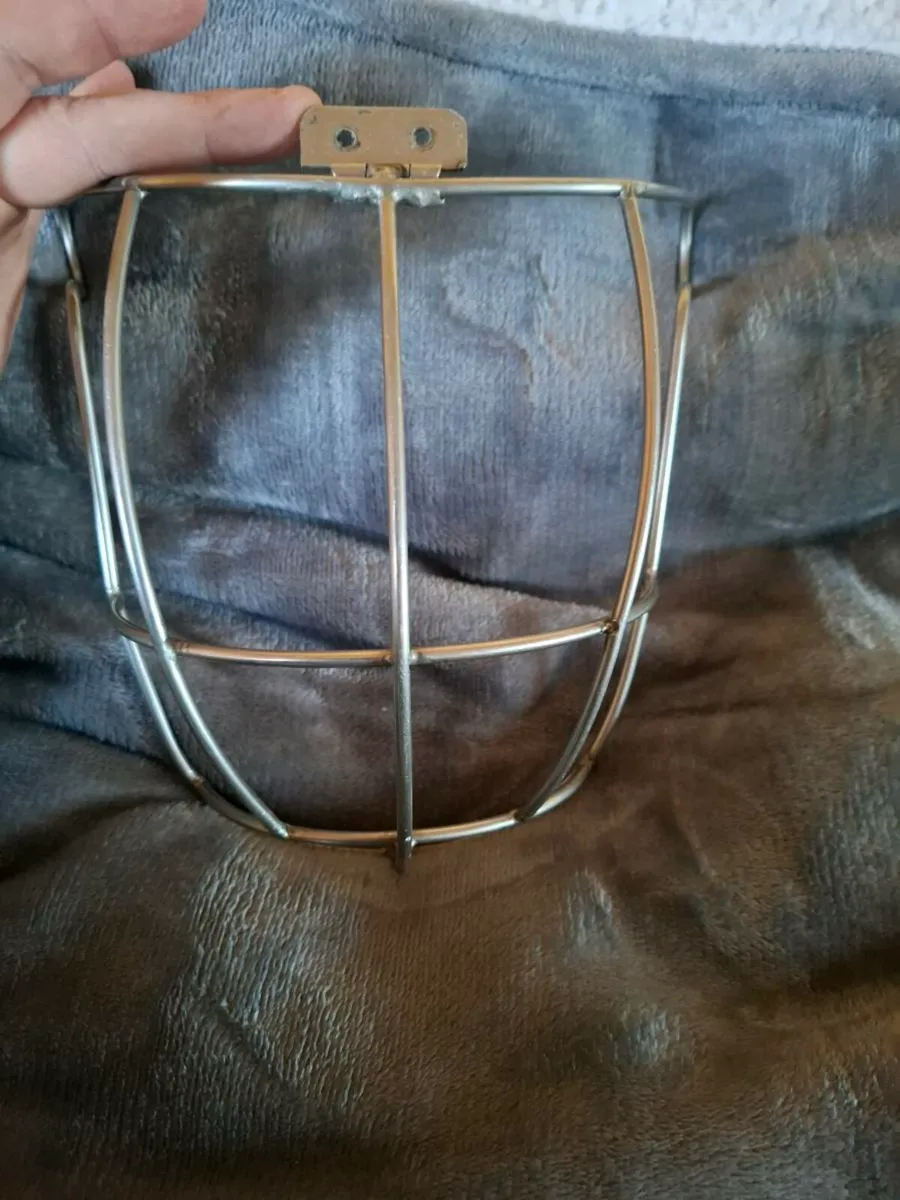 Thurles faceguard long loop - Image 2