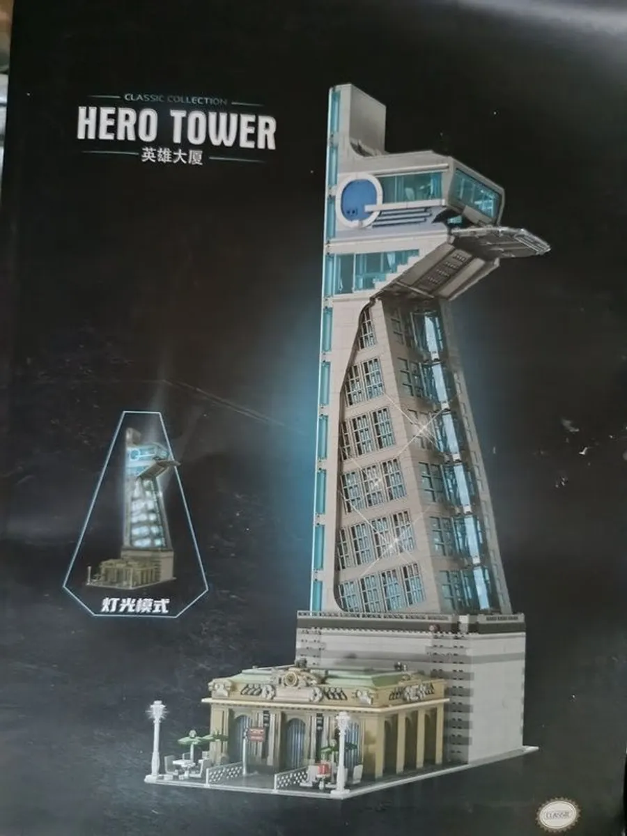 LEGO Avengers Tower - Image 1