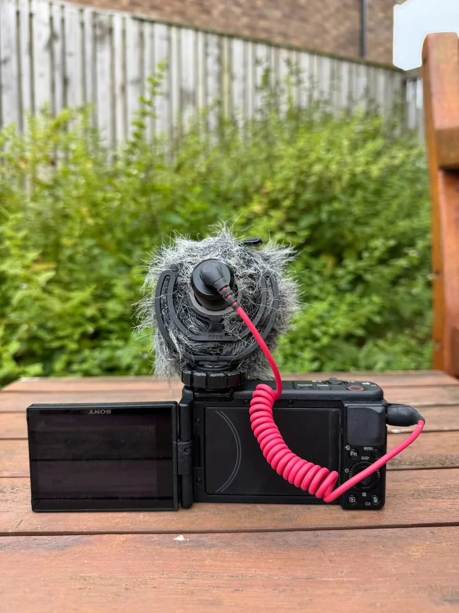 Sony ZV-1 + Rode Microphone (Vlogging/Video Setup) - Image 2