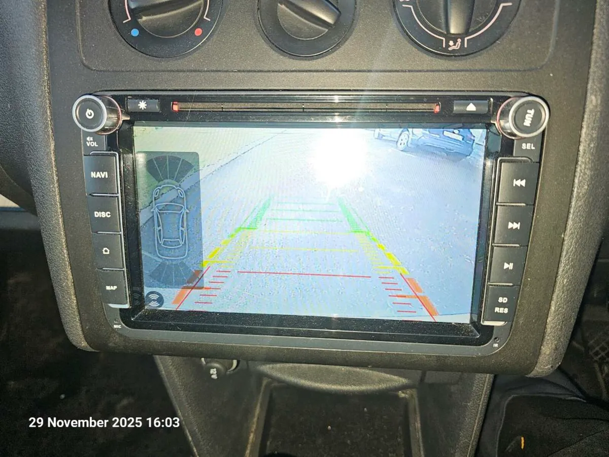 VW Caddy Van 2014 - Image 2