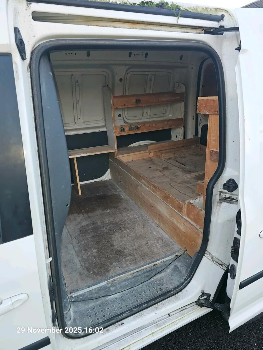 VW Caddy Van 2014 - Image 3