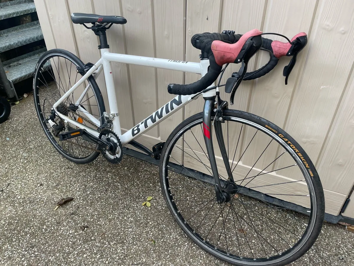 B’TWIN Racing bike 26 inches wheels - Image 1