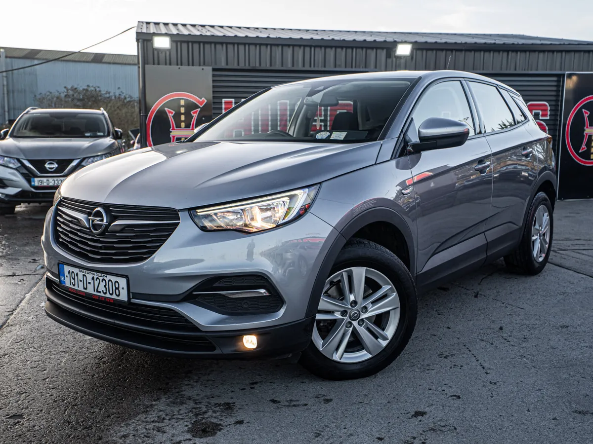 2019 Grandland X 1.2/High spec/Irish/1yr warranty - Image 4