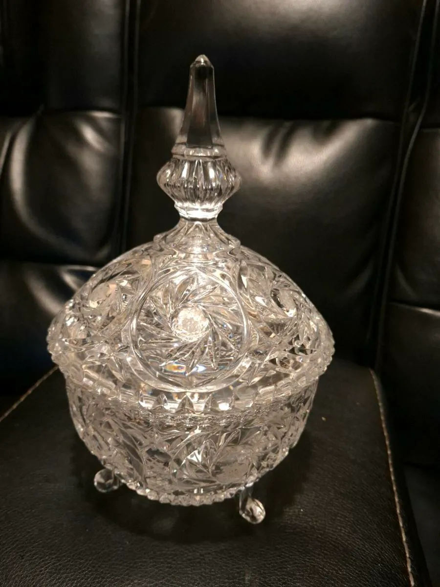 Stunning Vintage heavy Crystal Sweet/Cookie dish - Image 2