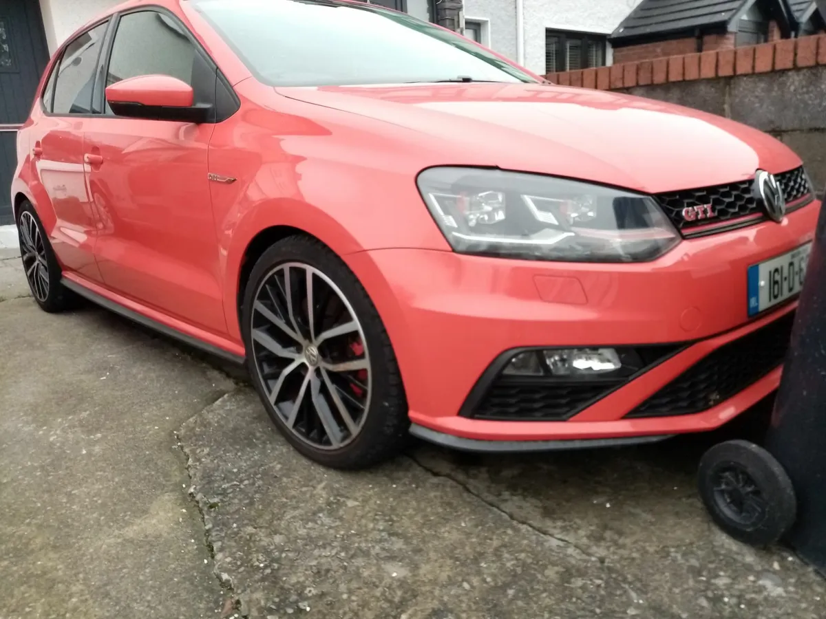 Volkswagen up! 2015 - Image 2