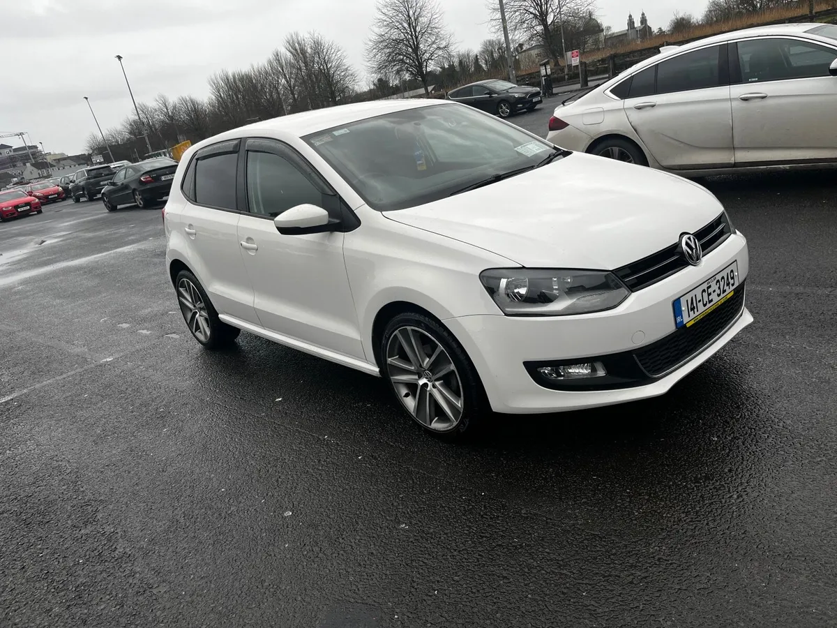 Volkswagen Polo 2014 - Image 2