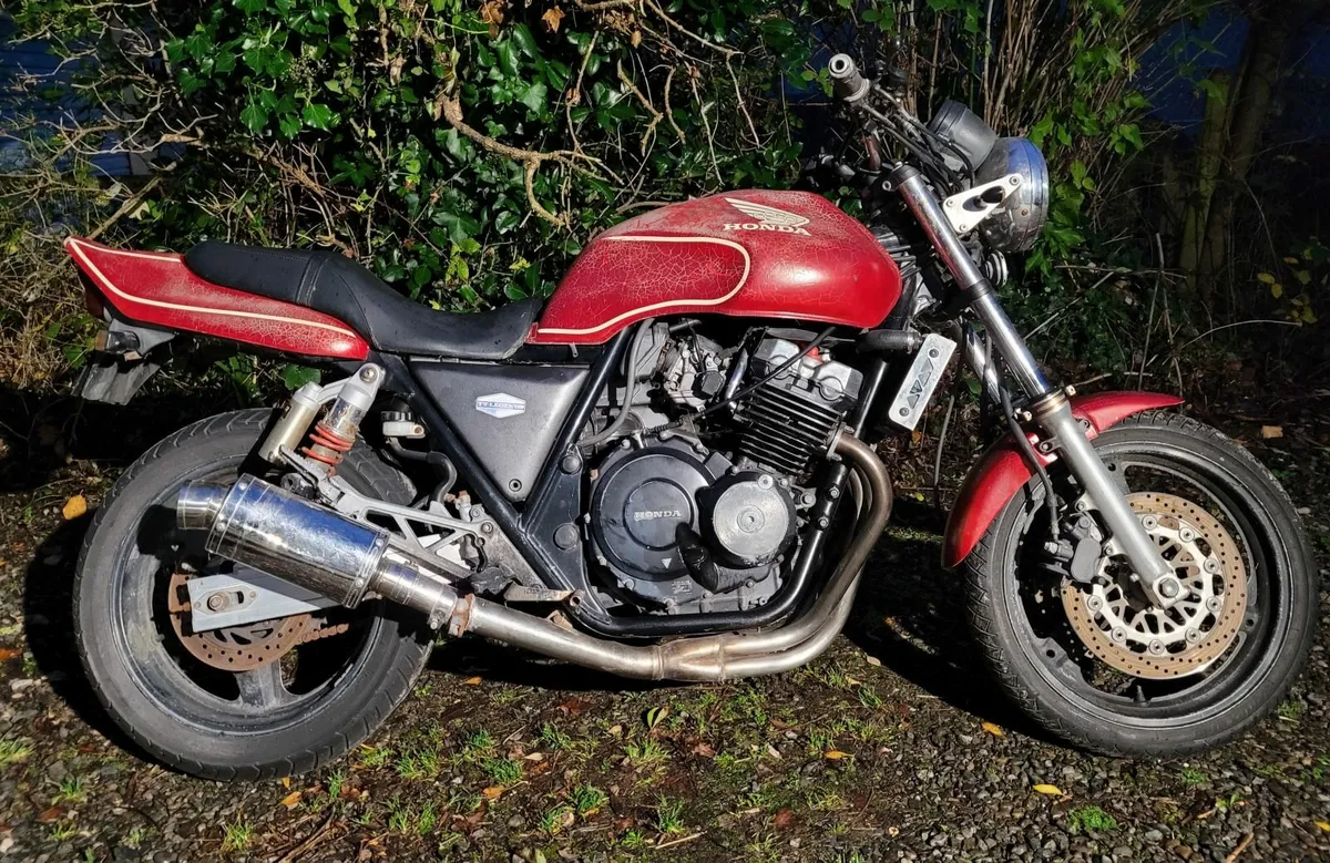 HONDA SUPER FOUR 400. PROJECT BIKE - Image 1