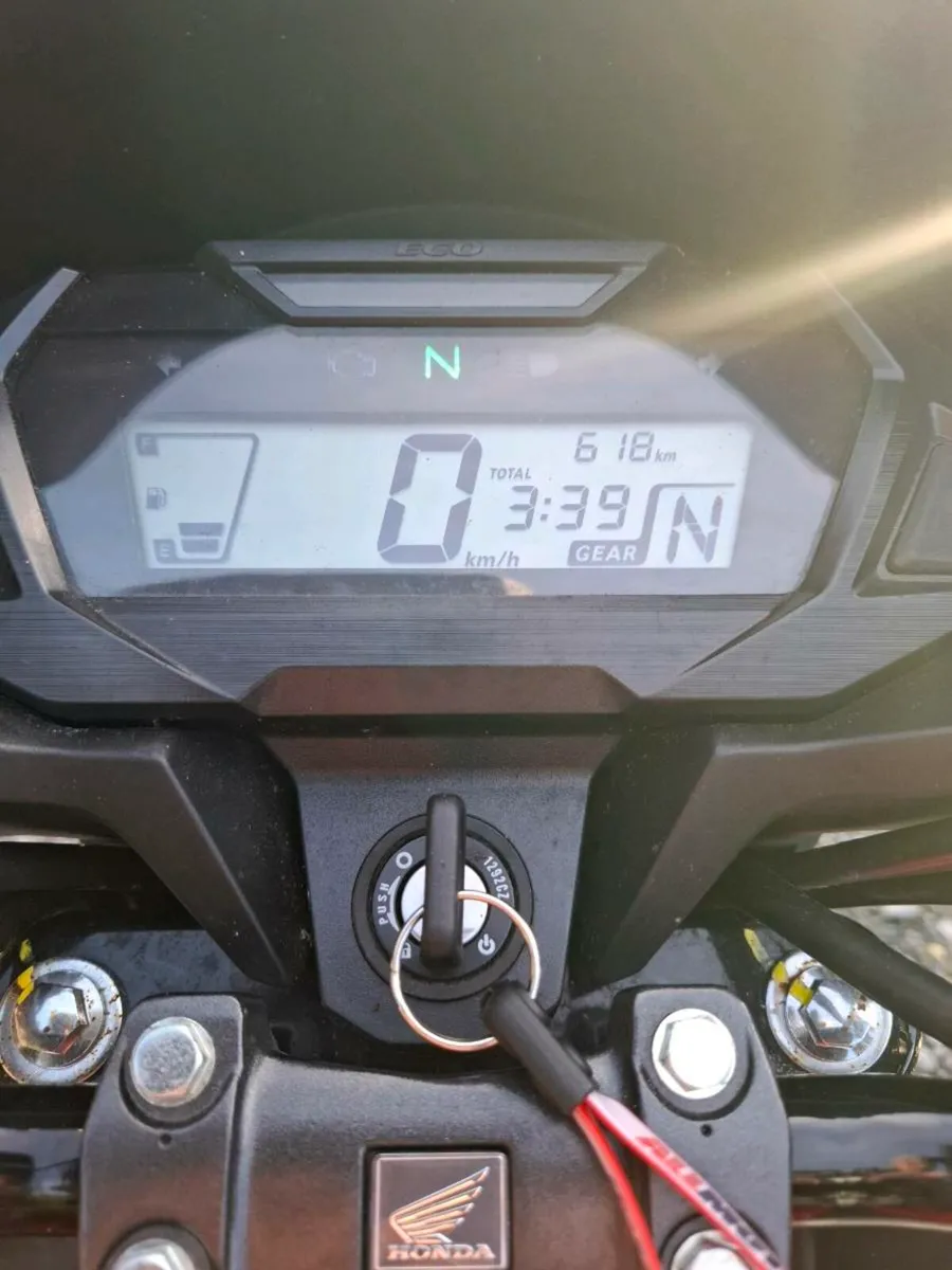 Motorcycle - Image 4