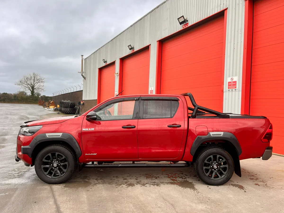 2021 Toyota Hilux 2.8 Invincible X - Image 4