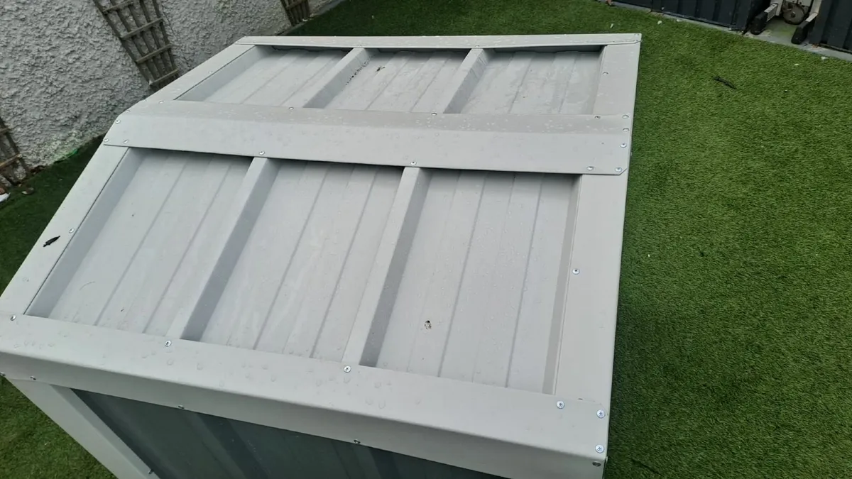 Dog Kennel - Image 4