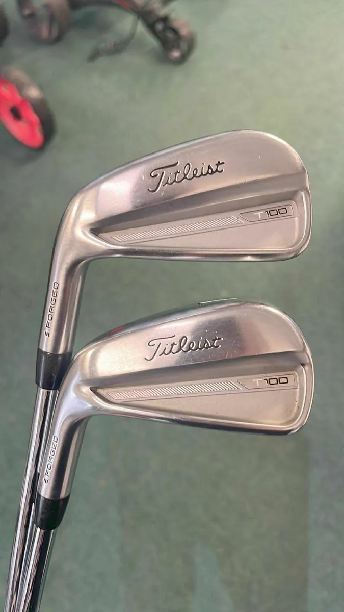 Titleist T100 LEFT HAND 5-GW Amt S300 Stiff €375 - Image 2